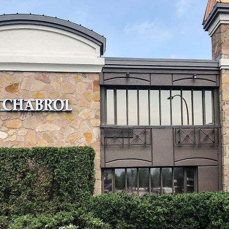Le Chabrol Hotel & Suites มอนทรีอัล ภายนอก รูปภาพ