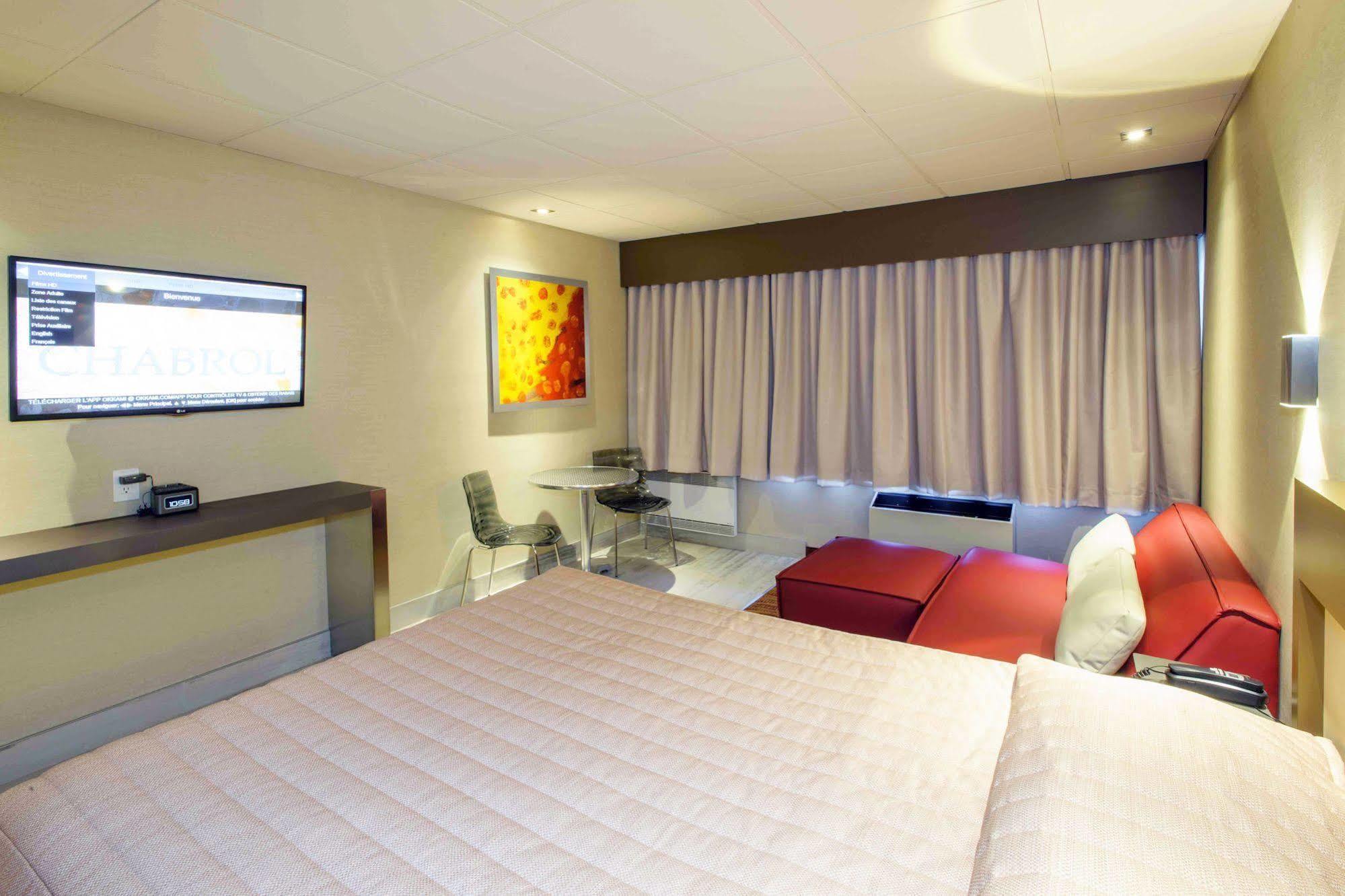 Le Chabrol Hotel & Suites มอนทรีอัล ภายนอก รูปภาพ